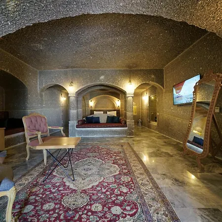 Caverna Premium Caves Hotel *