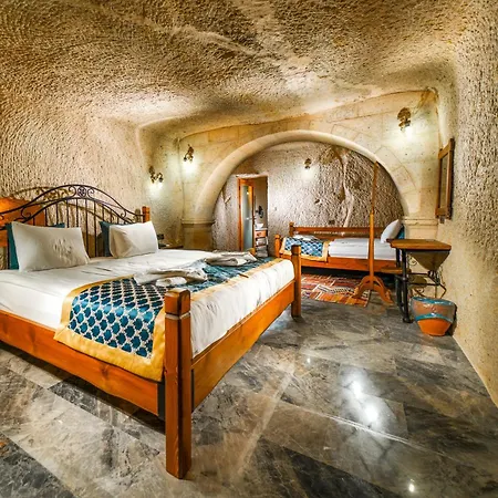 Caverna Premium Caves Hotel *