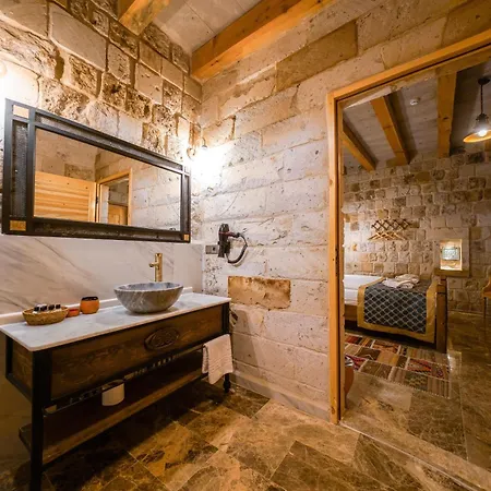 Caverna Premium Caves Hotel