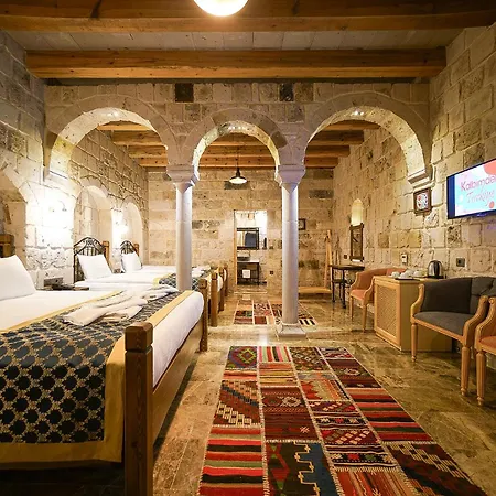 Caverna Premium Caves Hotel *
