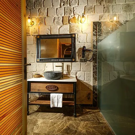 Caverna Premium Caves *