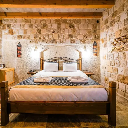 Caverna Premium Caves Goreme