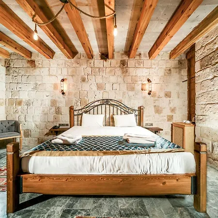 Caverna Premium Caves Goreme