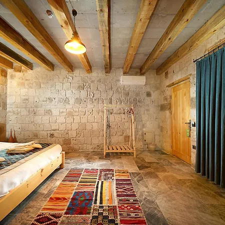 Caverna Premium Caves Szálloda Göreme