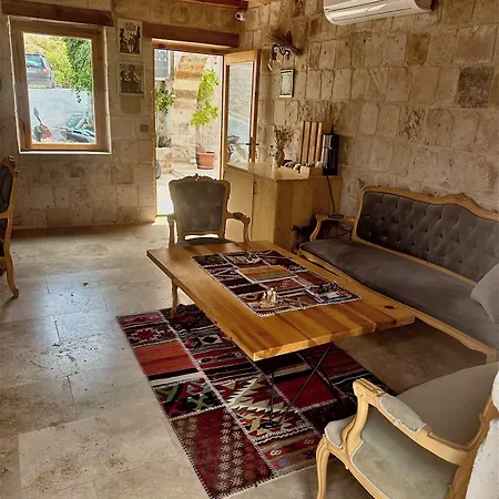 Hotel Caverna Premium Caves Göreme