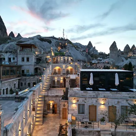 Caverna Premium Caves Hotel *