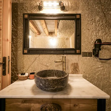 Hotel Caverna Premium Caves *