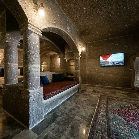 Caverna Premium Caves Hotel *