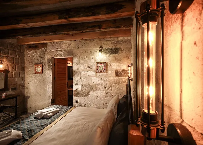 Caverna Premium Caves Hotel *