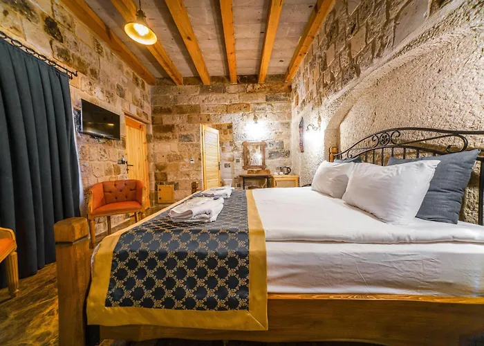 Hotel Caverna Premium Caves *