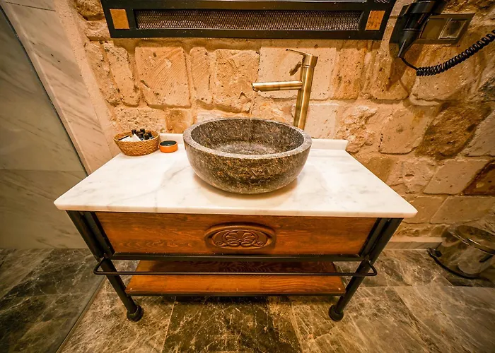 Caverna Premium Caves Hotel