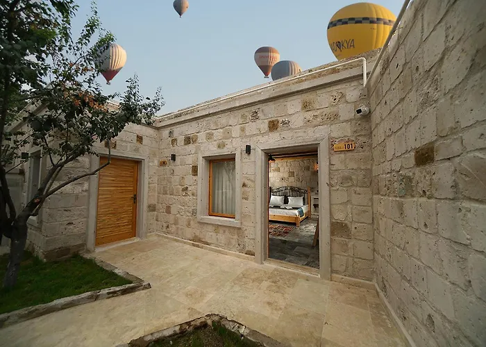 Caverna Premium Caves Hotel