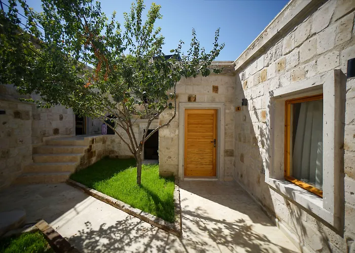 Caverna Premium Caves