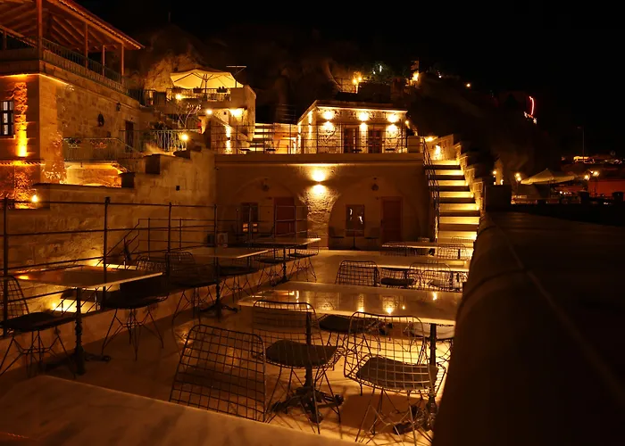 Caverna Premium Caves Hotel *